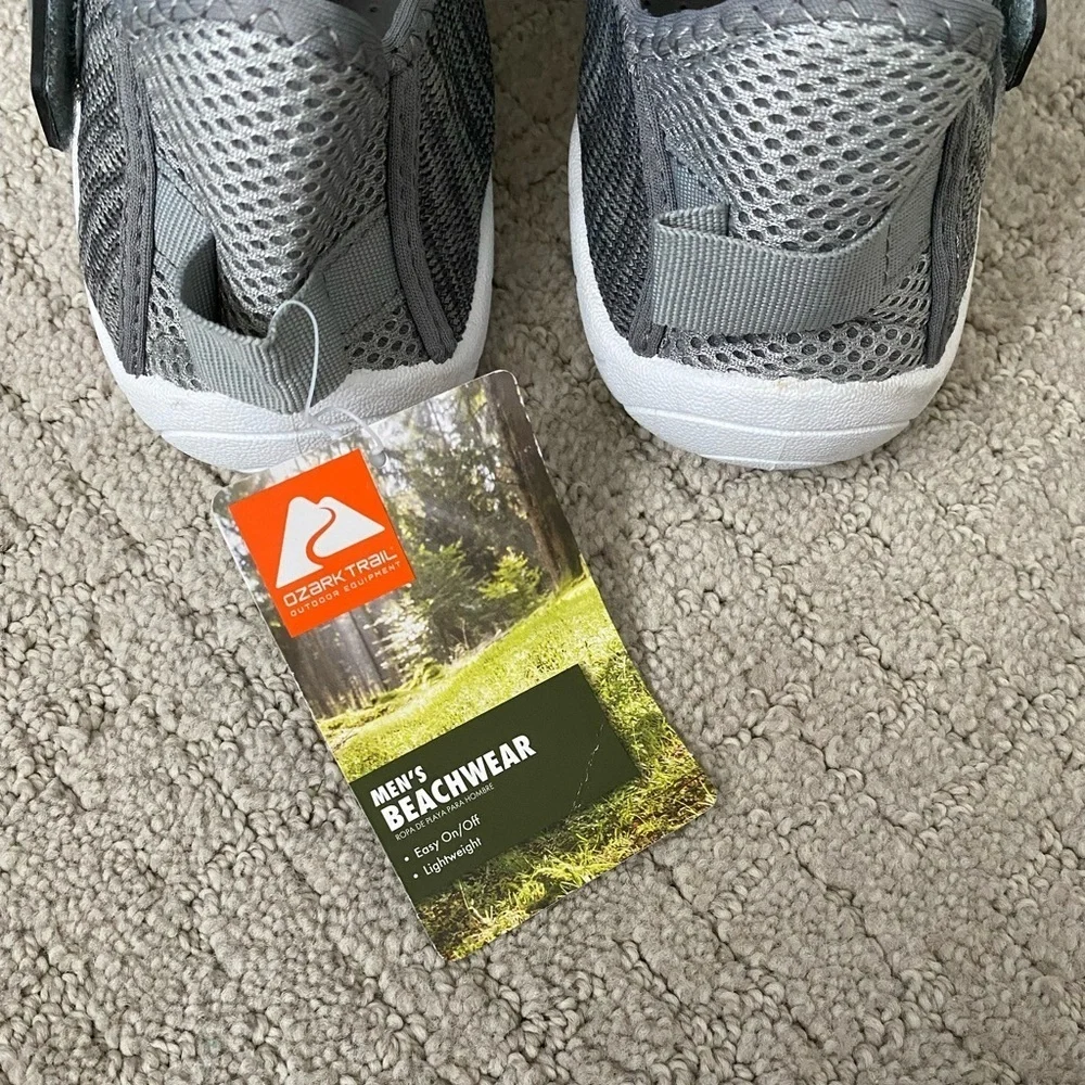 NEW Ozark Trail Gray Water Beach Shoes Size 9/10 Velcro Closure